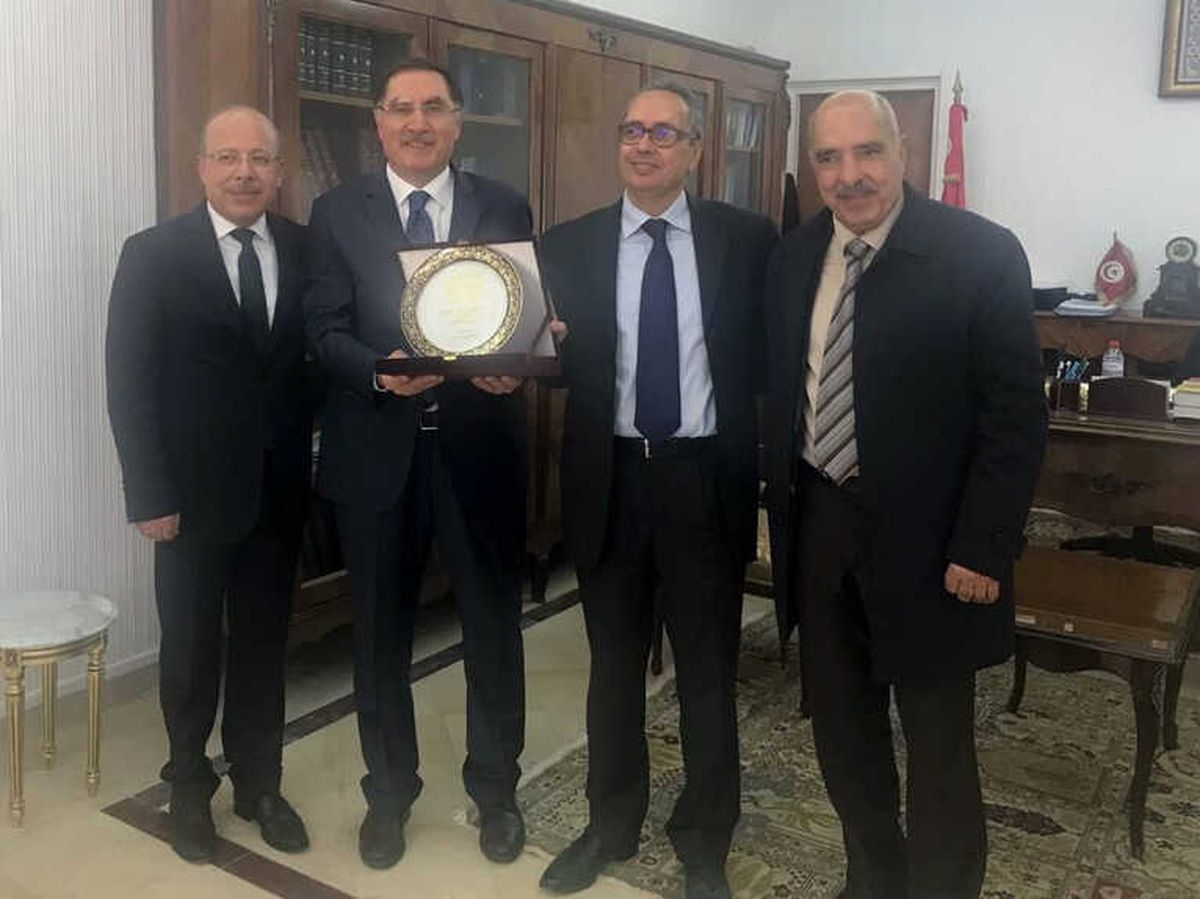 Kamu Başdenetçisi Şeref Malkoç\'tan Tunus\'a Çalışma Ziyareti