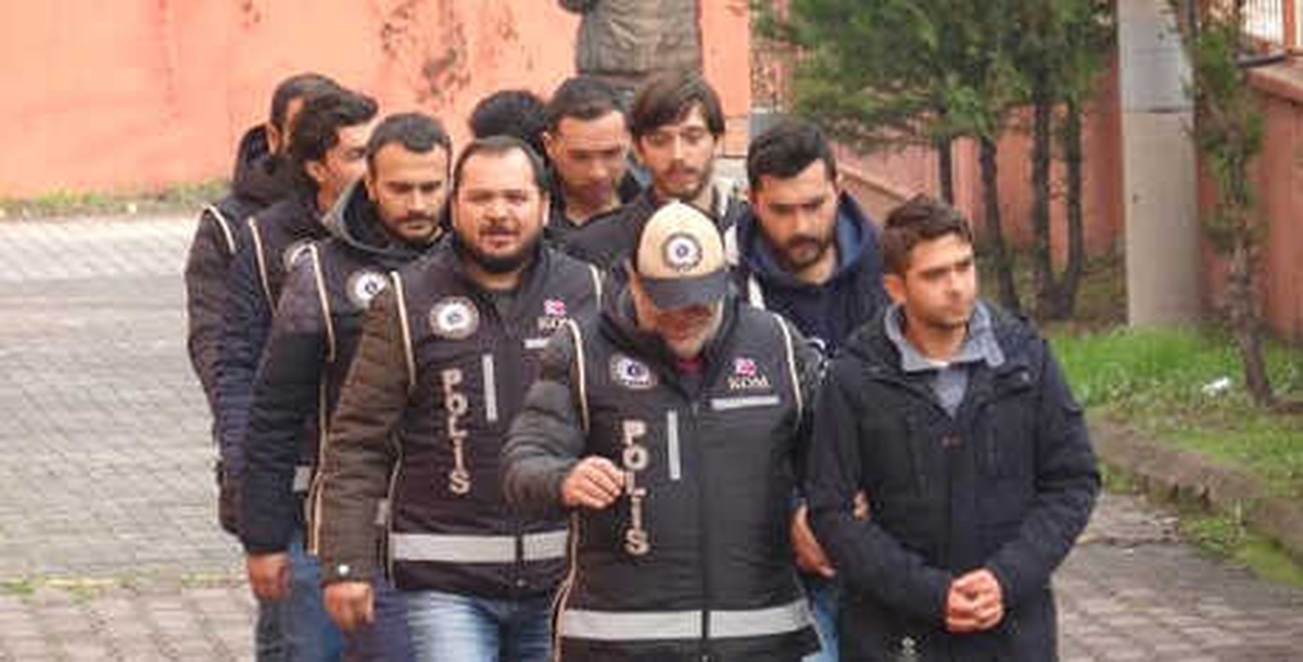 Karabük\'te Fetö Operasyonunda 5 Kişi Adliyede