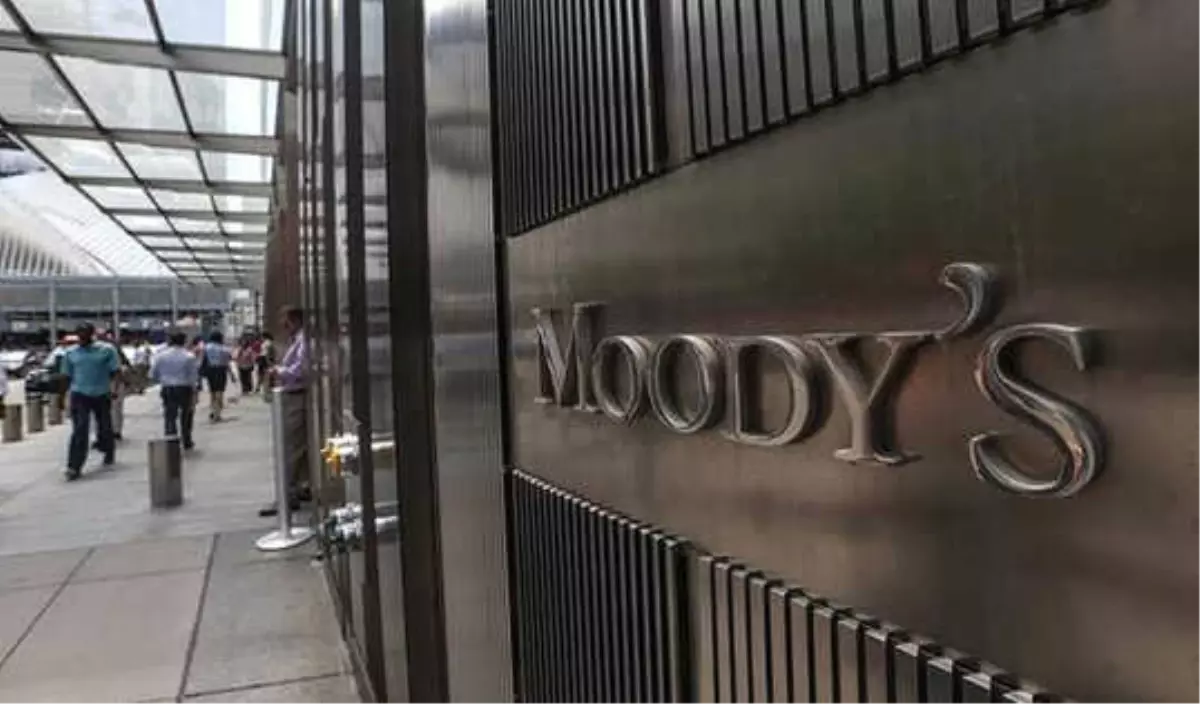 Moody\'s: Yurt içi riskler görünüme baskı yapıyor