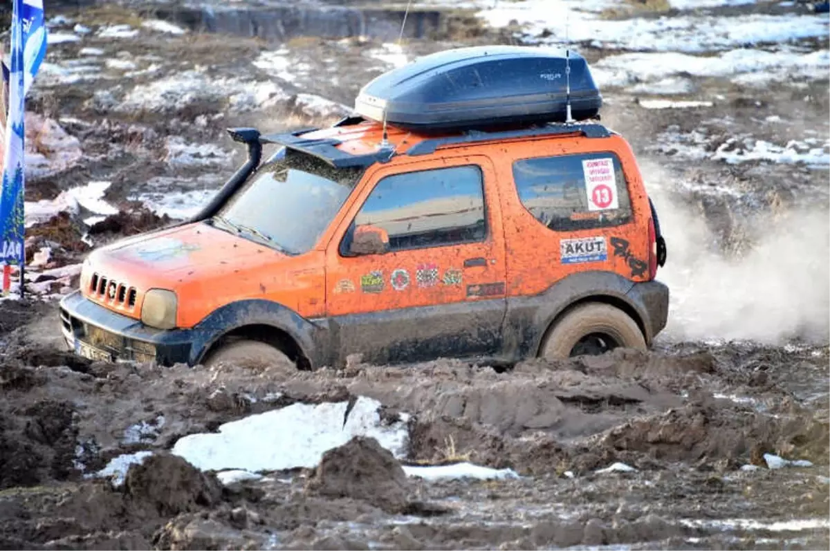 Off-road Yarışları Havadan Görüntülendi