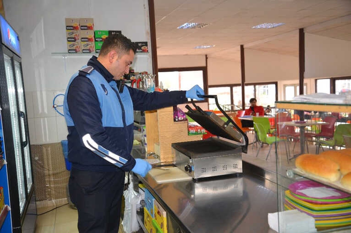 Öğrencilerin Sağlığı İçin Okul Kantinlerinde Kapsamlı Denetim