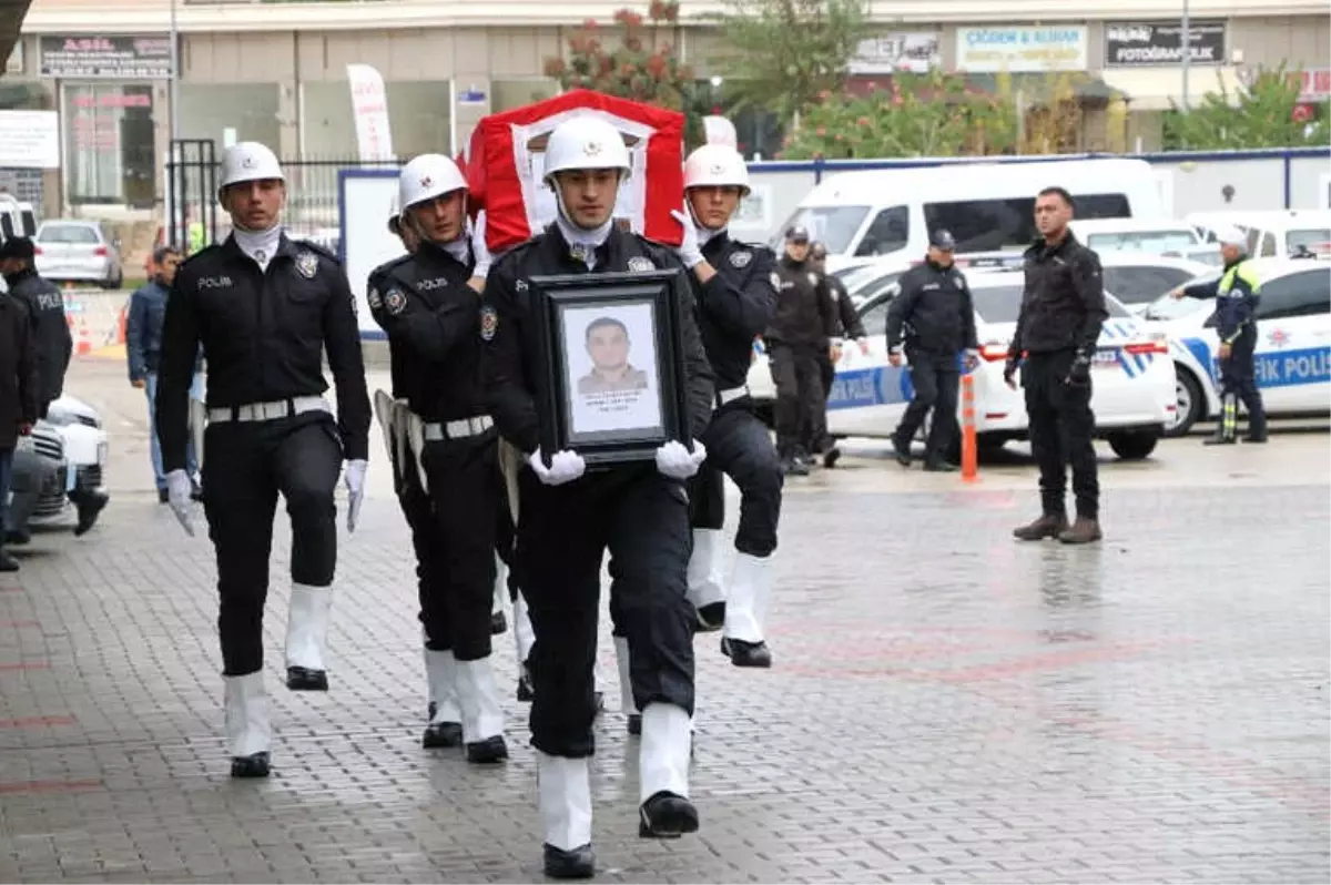 Trafik Kazasında Hayatını Kaybeden Bekçi Son Yolculuğuna Uğurlandı