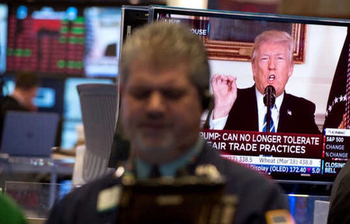Trump "tarife adamı" olduğunu hatırlattı, ABD borsaları sert düştü