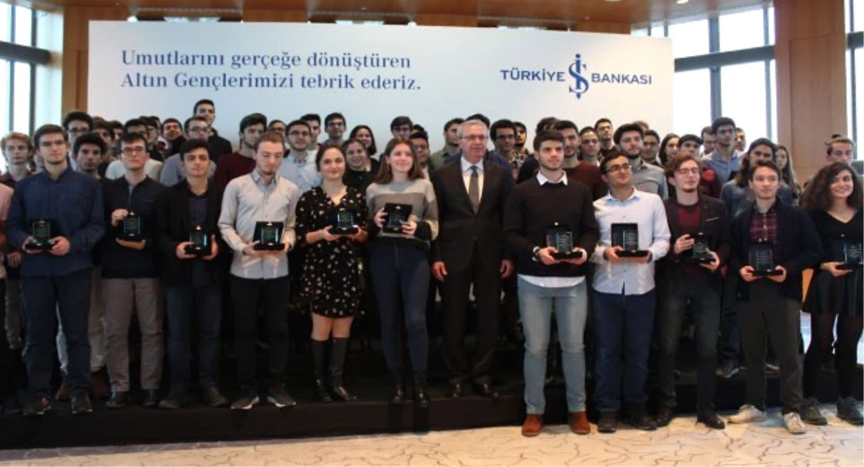 Türkiye\'nin Altın Gençleri Ödüllendirildi