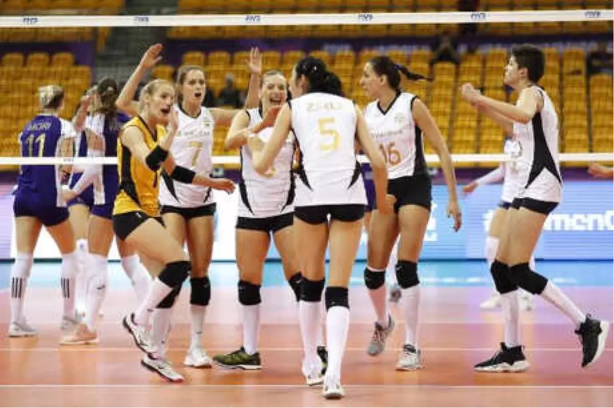 Vakıfbank, Fıvb Dünya Kulüpler Şampiyonası\'nda Yarı Finalde