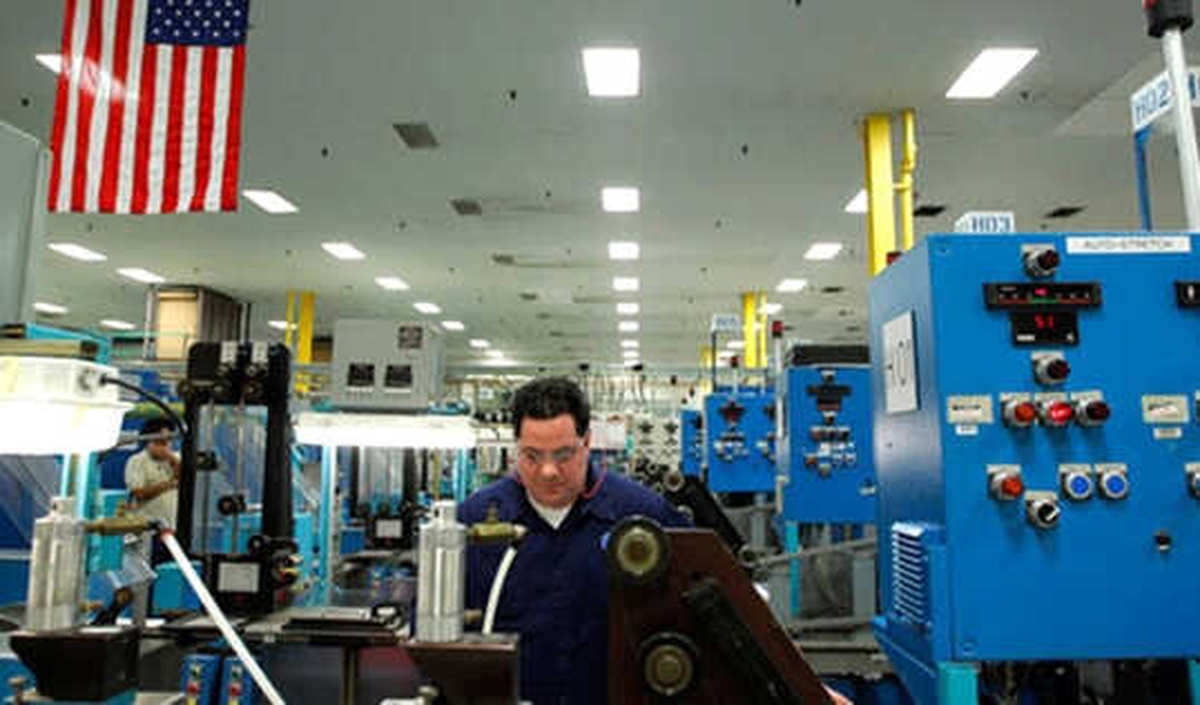 ABD\'de fabrika siparişleri 15 ayın en büyük düşüşünü kaydetti