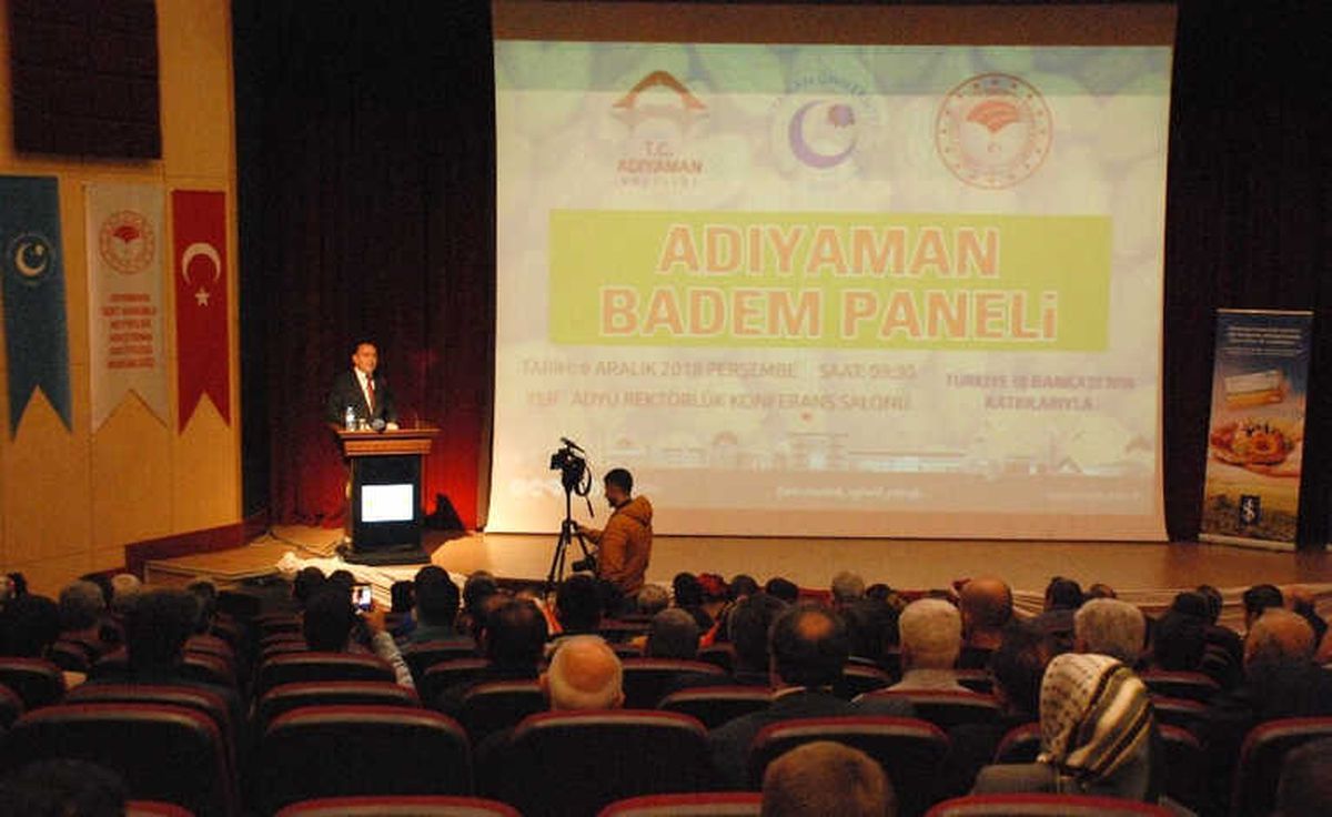 Adıyaman\'da Badem Paneli Düzenlendi