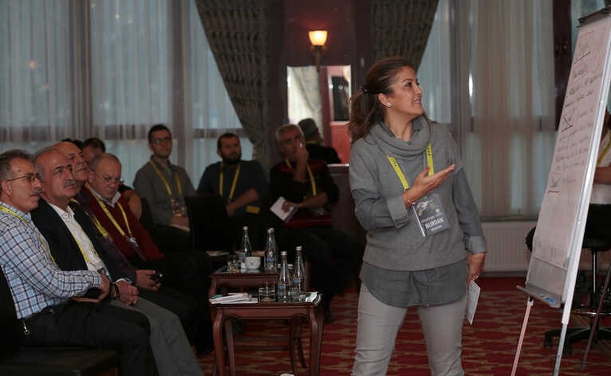 Atatürk Üniversitesinde Yabancı Dilin Geleceği Tasarlandı