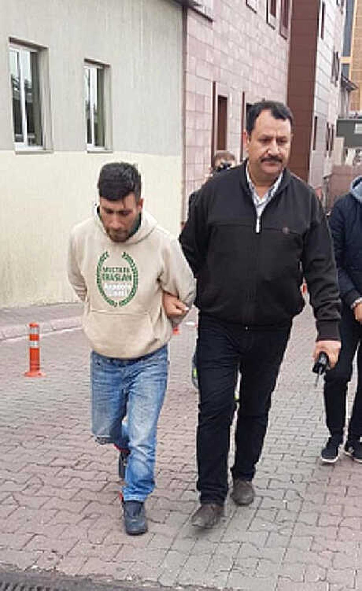 Bağ Evi Hırsızı Yakalandı