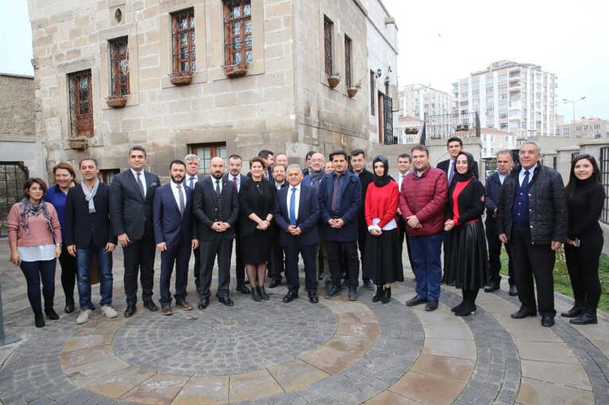 Başkan Büyükkılıç "Mesleki Odalarını Önemsiyoruz"