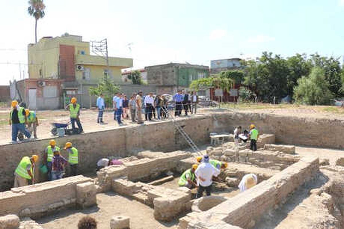 Başkan Sözlü, ABD\'ye Kaçırılan 4 Bin Yıllık Hemşire Satsneferu Heykelinin İadesini İstedi
