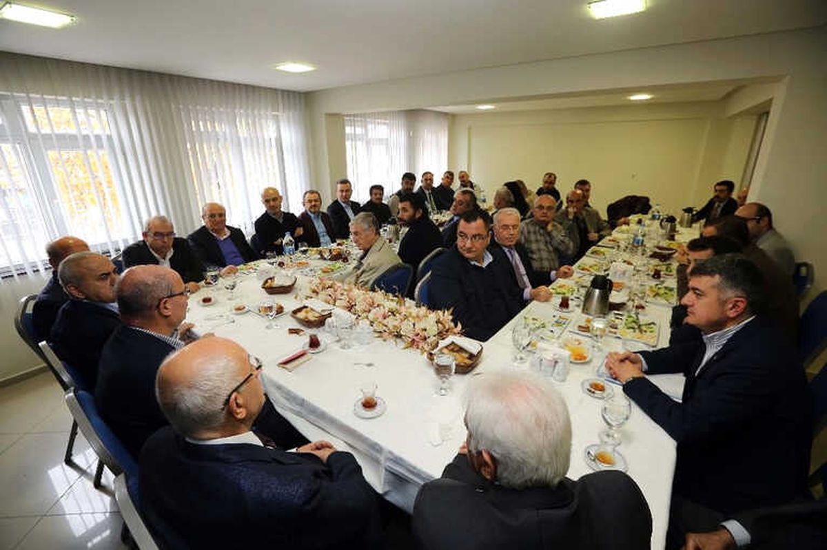 Başkan Yaşar, Atisan Esnafı ve ATO Başkanı ile Buluştu