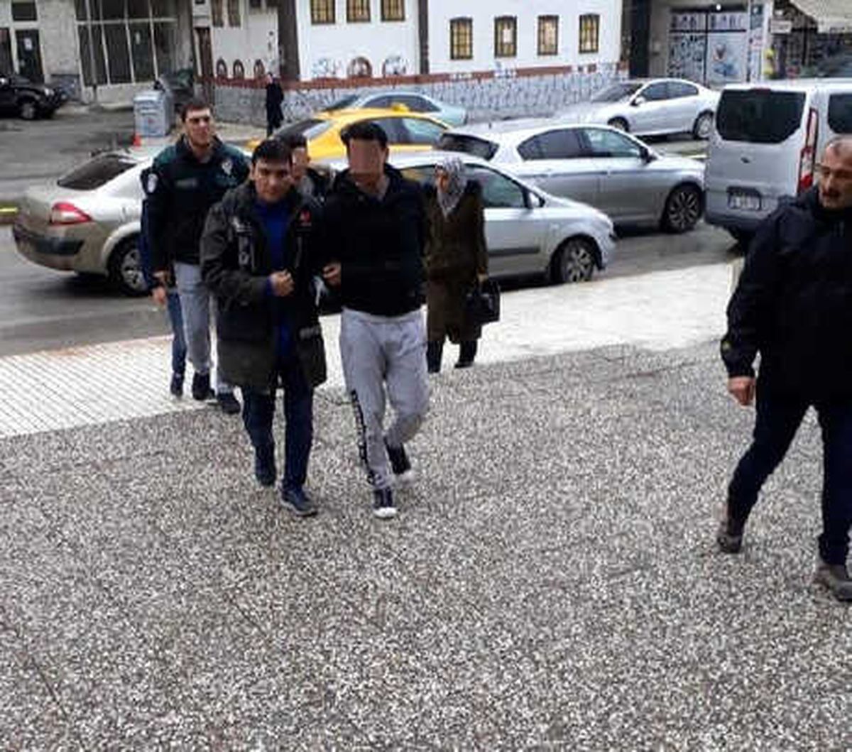 Çorum\'da \'Torbacı\' Operasyonu: 2 Tutuklama