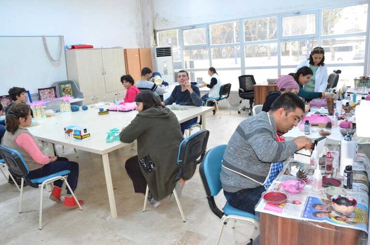 Engelleri Sanat ve Sporla Aştılar