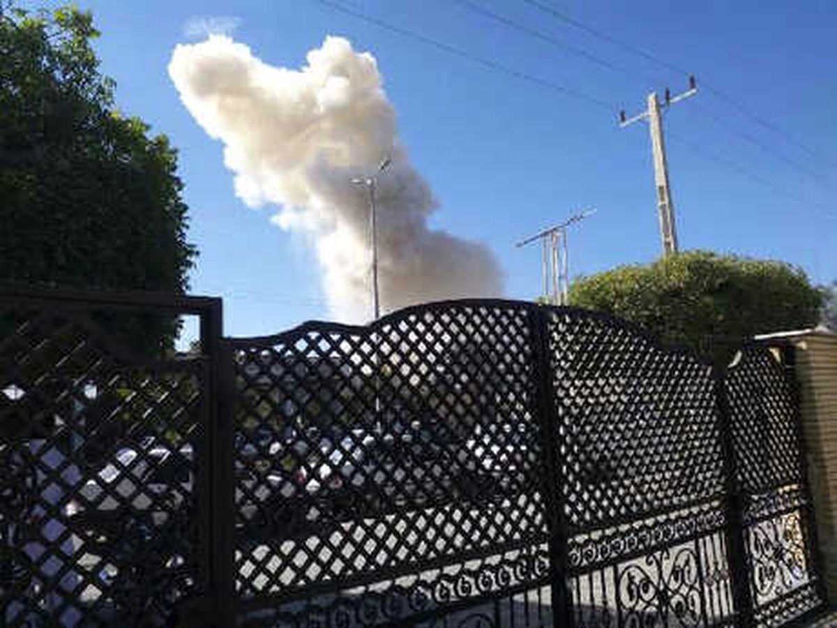İran\'da Bomba Yüklü Araç Patlatıldı: 3 Ölü