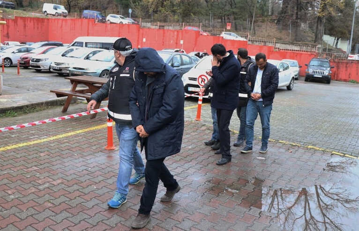 Karabük Merkezli Fetö Operasyonunda 5 Kişi Daha Adliyede
