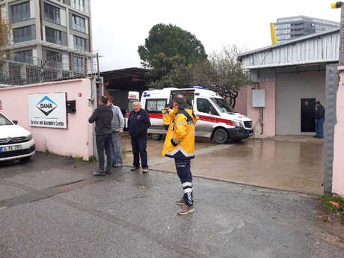Kartal\'da Fabrika Yangını (1)