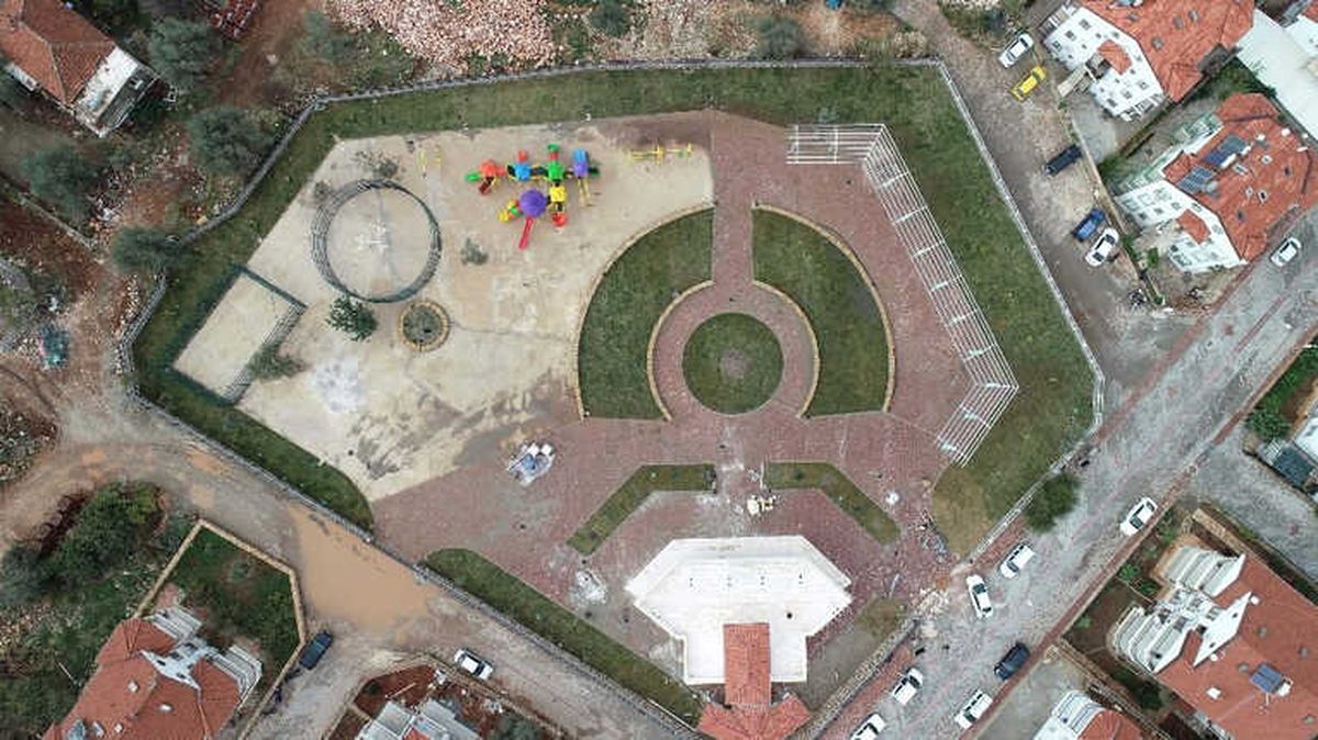 Kaş\'a Yeni Park ve Sosyal Tesis