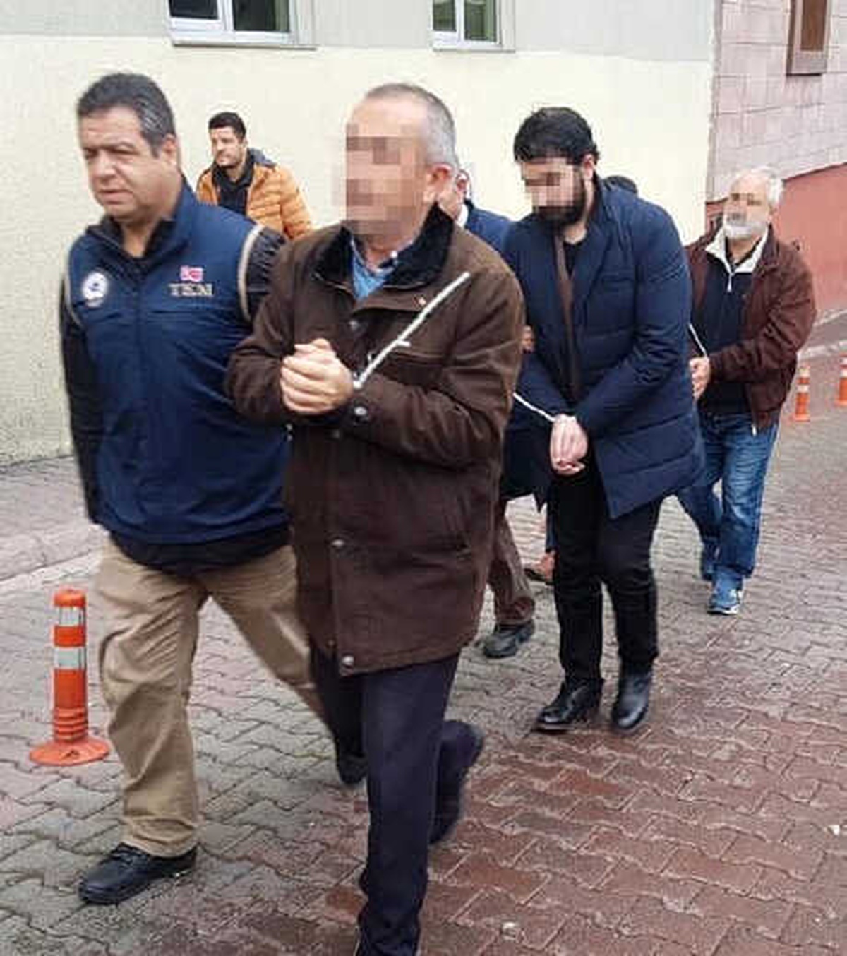 Kayseri\'de Fetö\'den 10 Tutuklama, 11 Şüpheli Adliyede