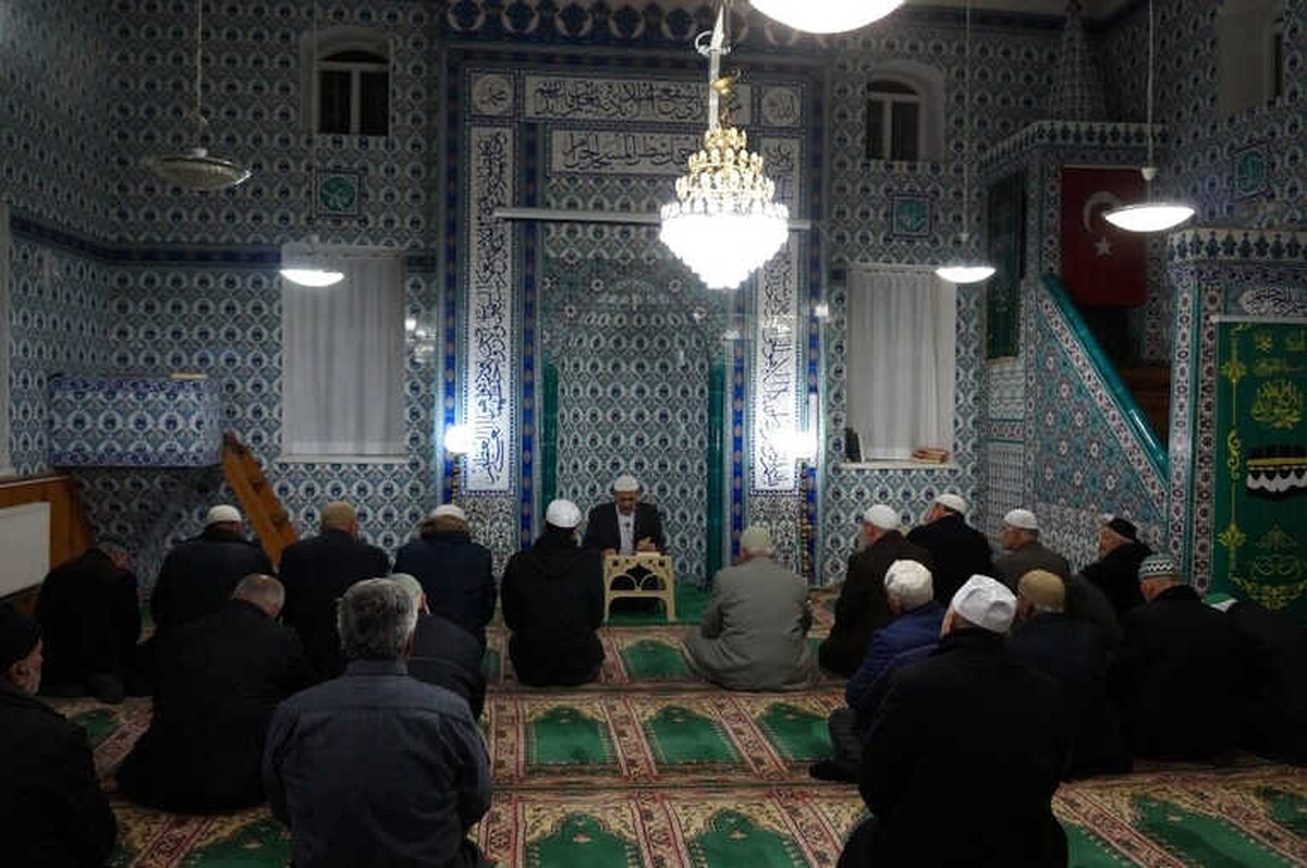 Kırka Maden Camisi\'nde Sabah Namazı Buluşması