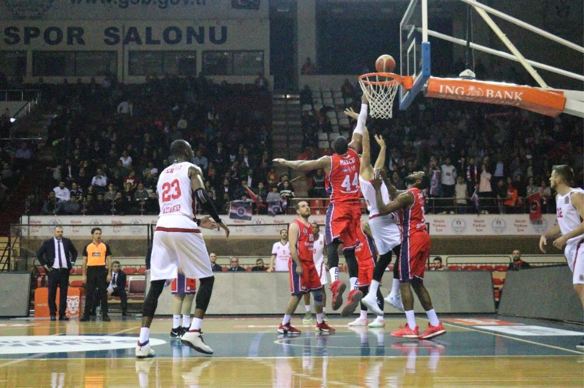 Tahincioğlu Basketbol Süper Ligi: Gaziantep Basketbol: 65 - Bahçeşehir Koleji: 63