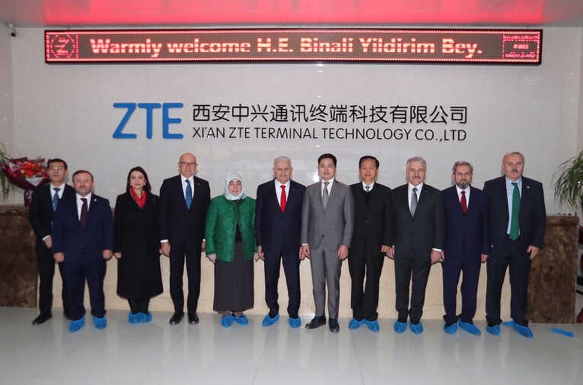 TBMM Başkanı Yıldırım Çin\'de Zte Firmasını Ziyaret Etti