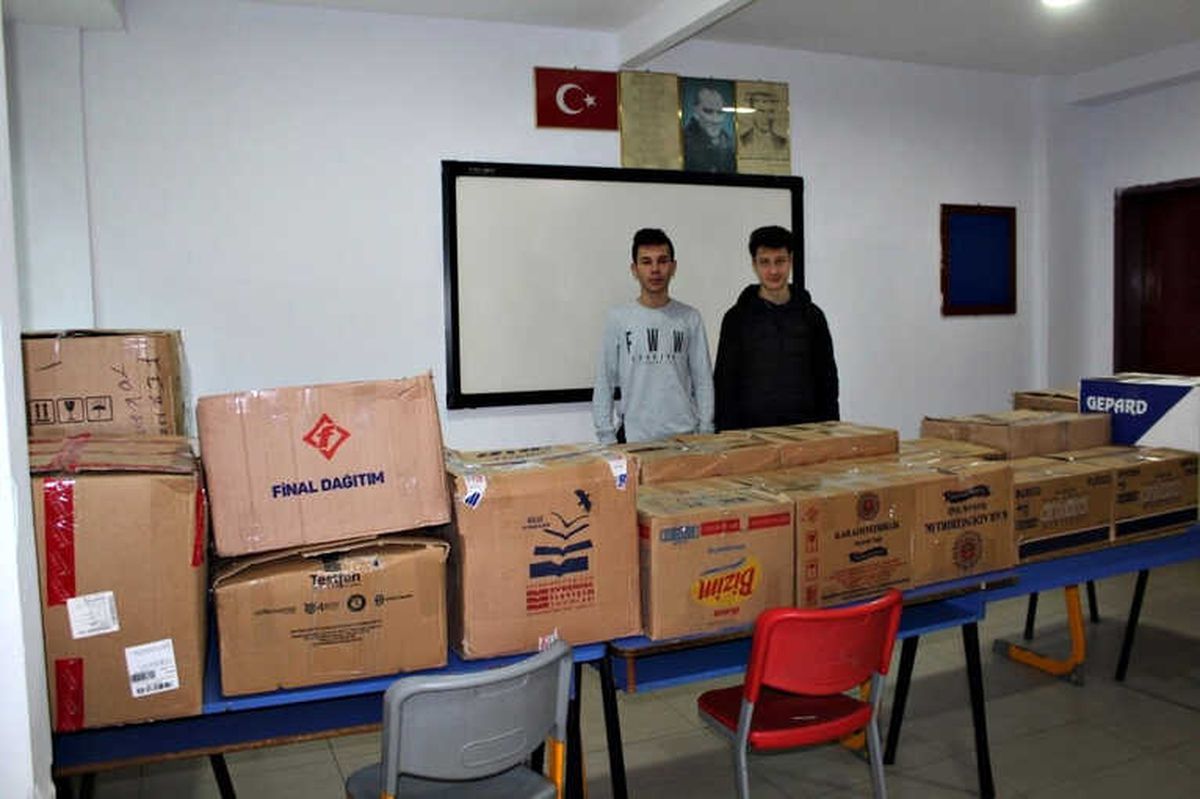 Turhal\'da İhtiyaç Sahipleri İçin Elbise Toplama Kampanyası