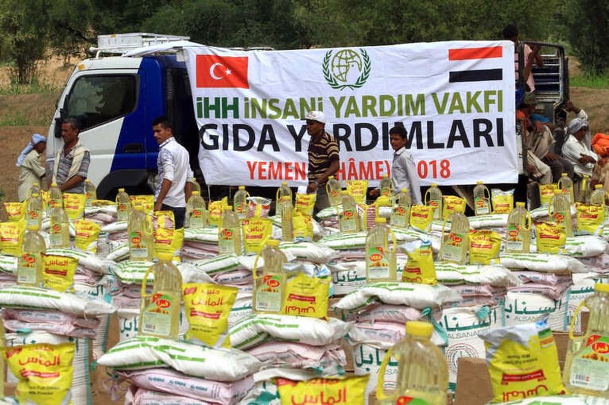 Yemen Acil Yardım Bekliyor"