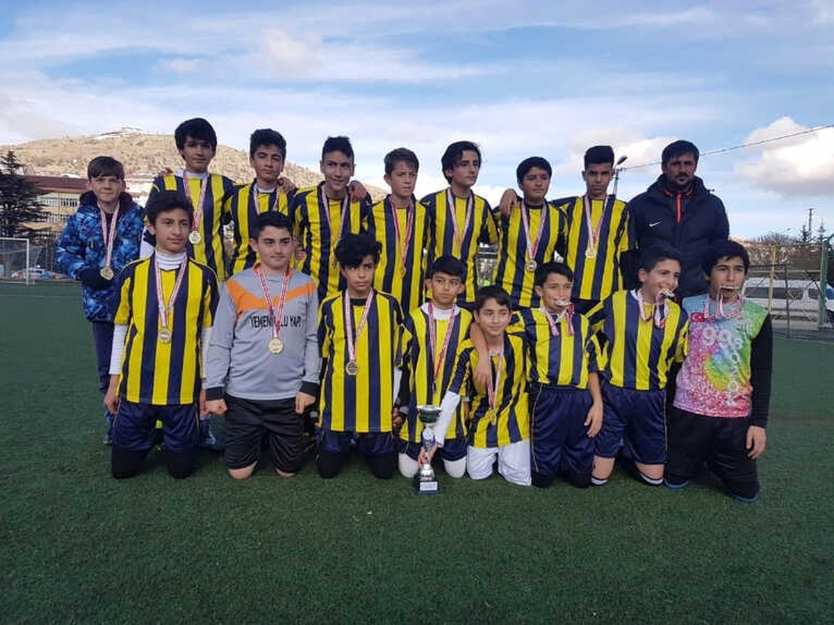 Yozgat\'ı Futbol Turnuvasında Merkez Ortaokulu Temsil Edecek