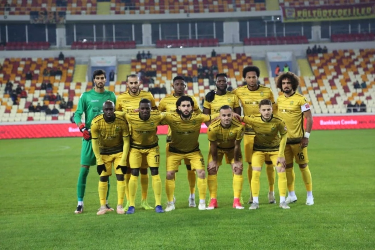 Ziraat Türkiye Kupası: E. Yeni Malatyaspor: 0 - Etimesgut Belediyespor: 0 (İlk Yarı)