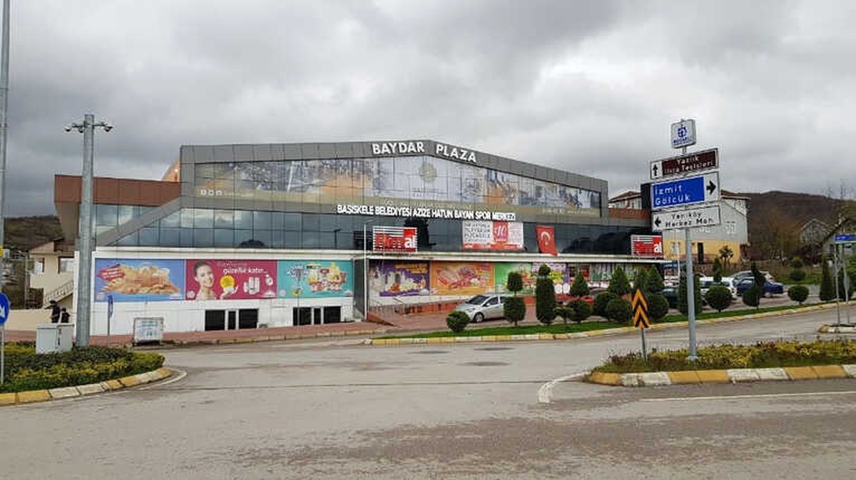 Başiskele\'de 2 Spor Merkezi Açılışa Hazır