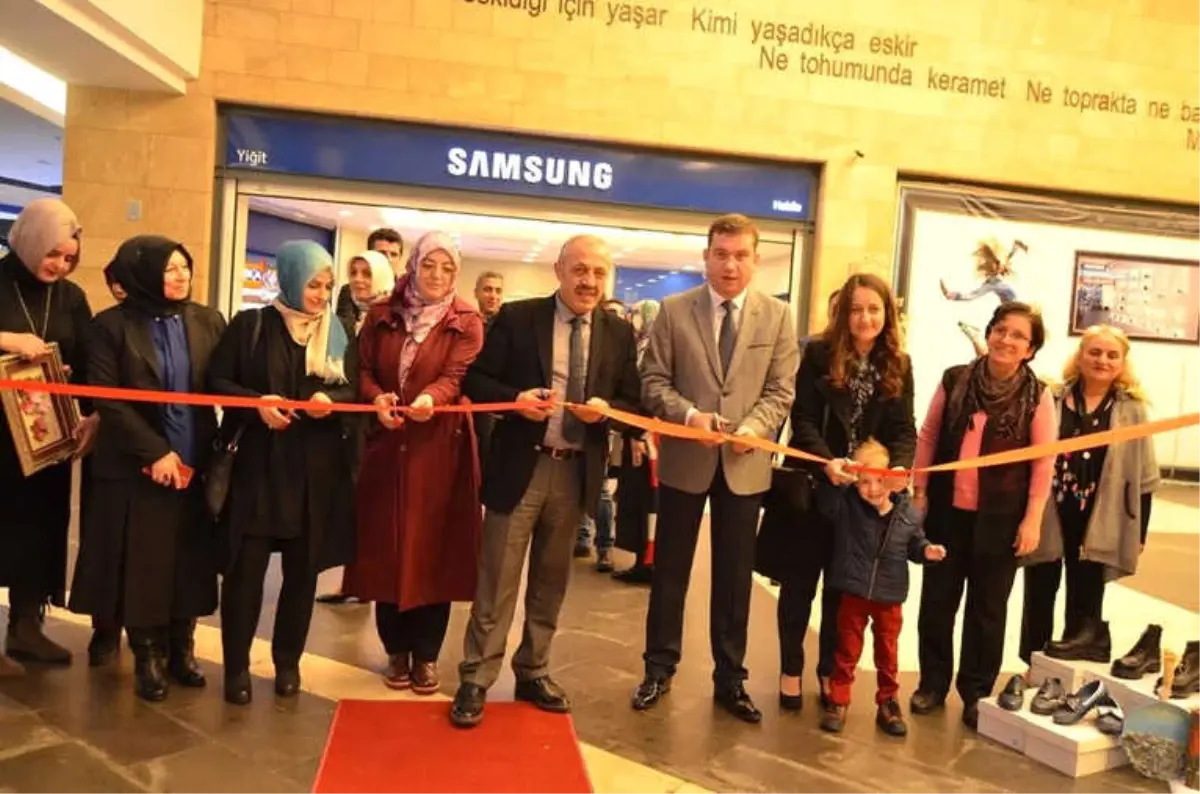 Engelliler Yararına Düzenlenen Kermes Büyük İlgi Gördü