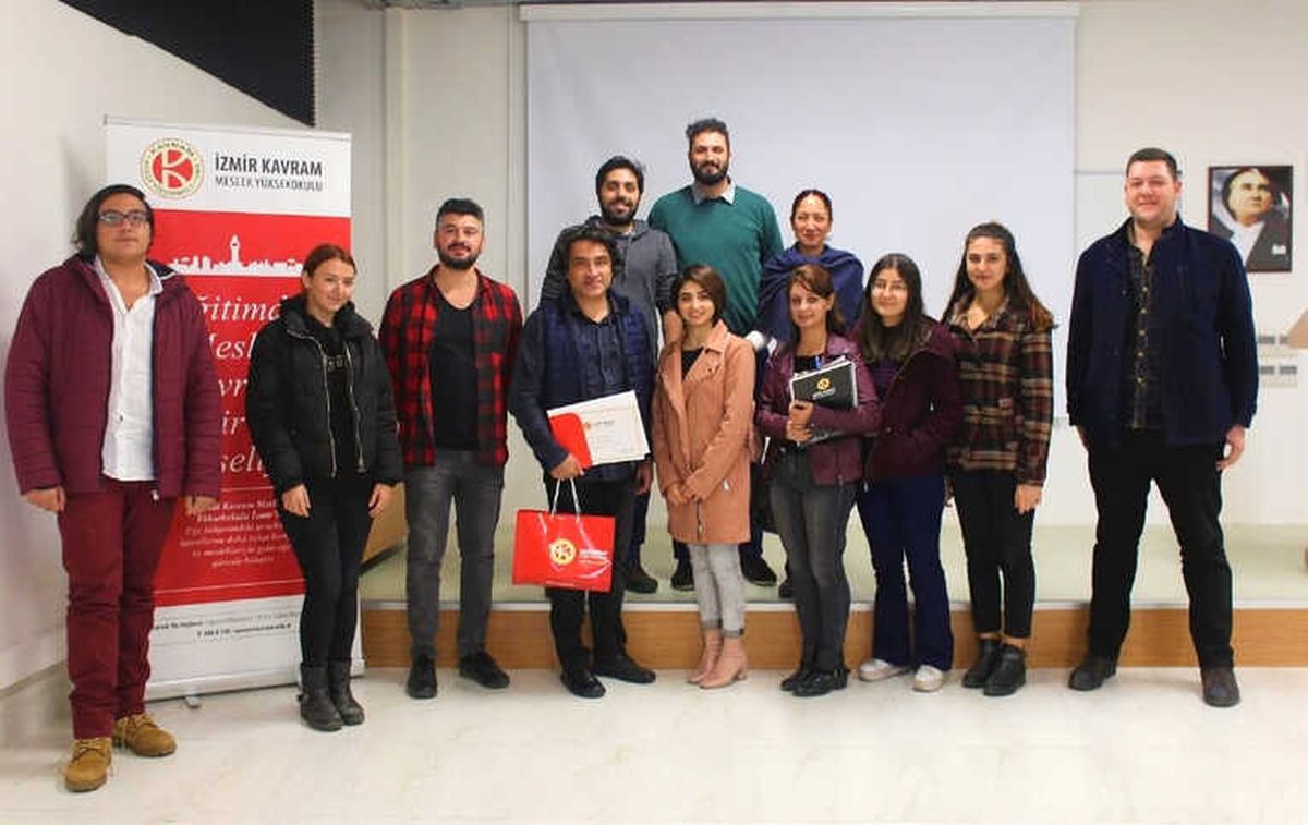 Erkan Gezginci, İzmir Kavram Meslek Yüksekokulu Öğrencileriyle Buluştu