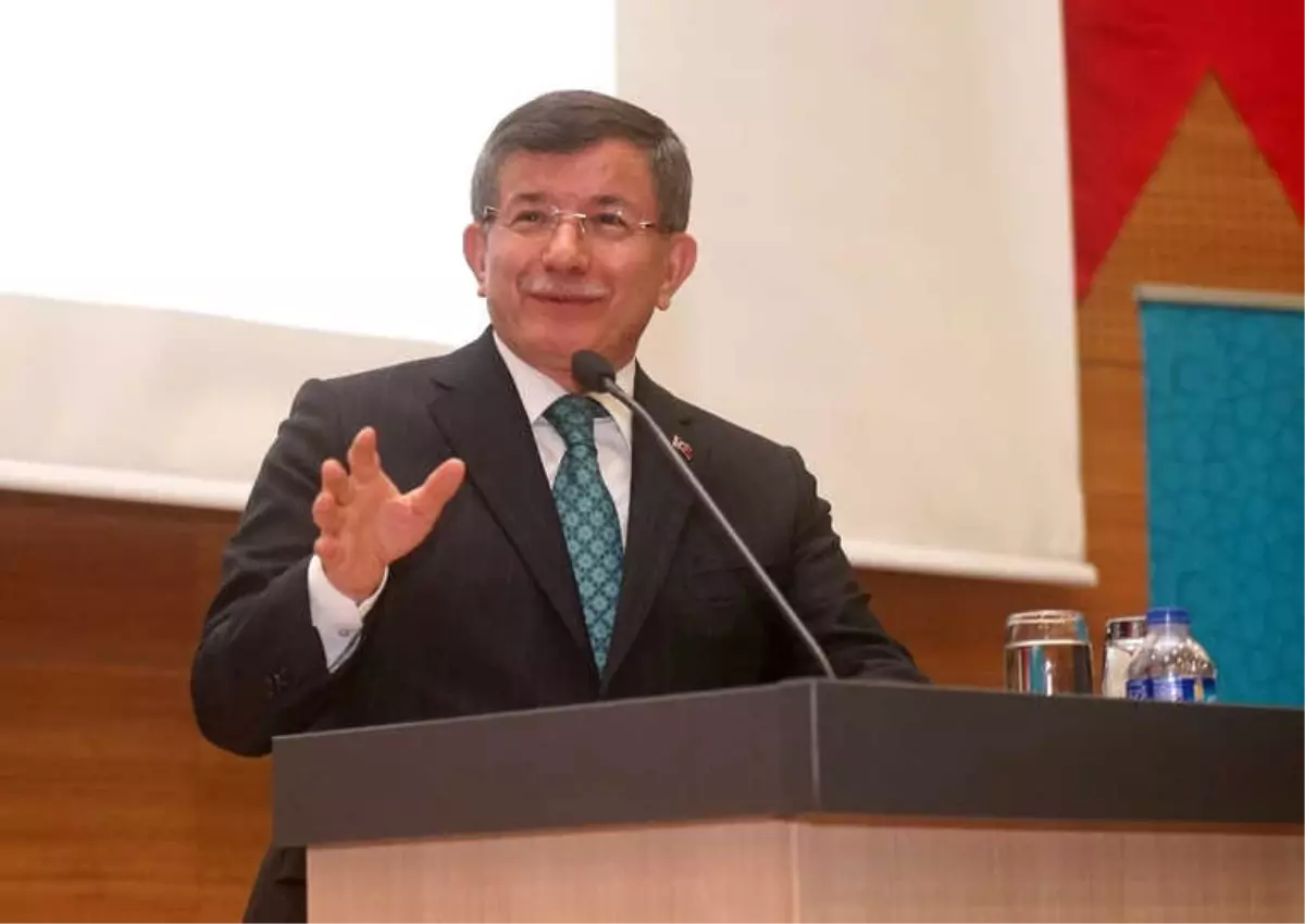 Eski Başbakan Davutoğlu: "Sapkın Bir İdeoloji, 15 Temmuz\'u Yapanları Kendi Milletine Saldırmaktan...