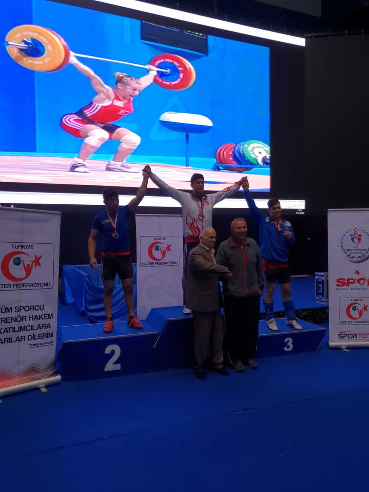 Kağıtsporlu Mert Dünya Şampiyonası Yolcusu
