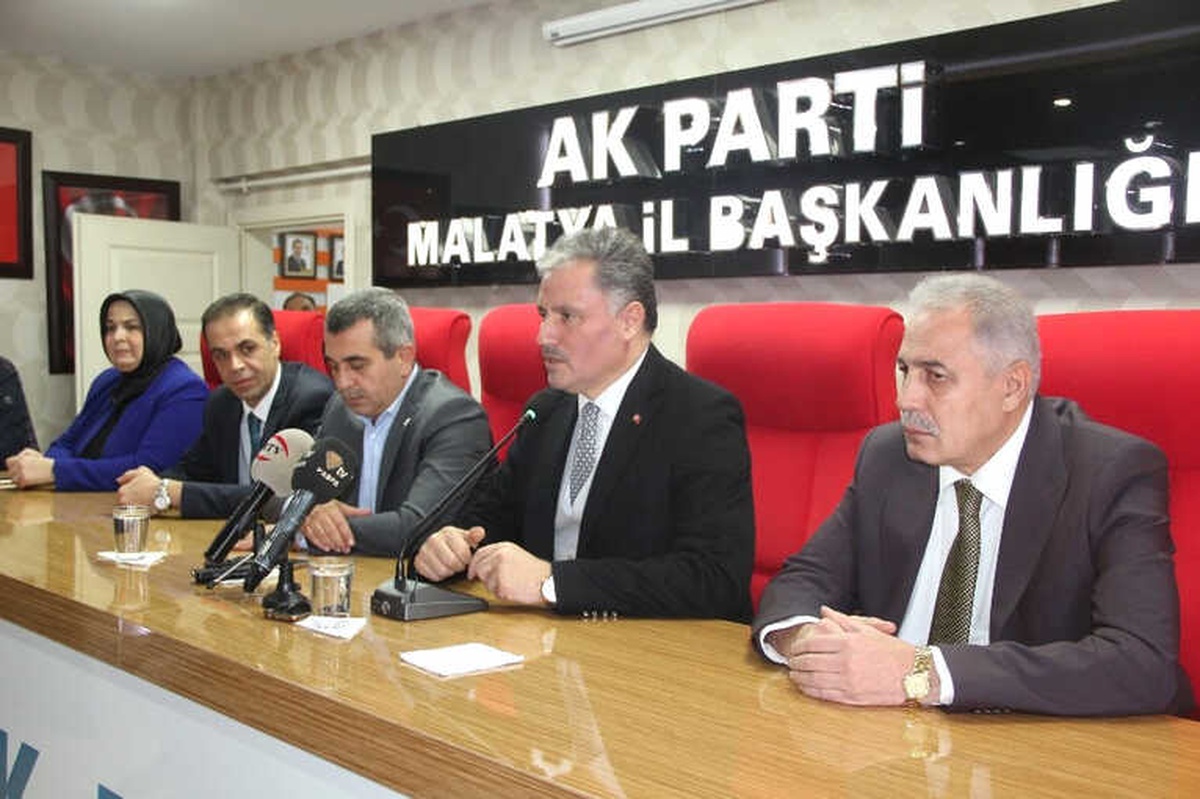 Milletvekili Çakır Halk Günü Toplantısı Yaptı