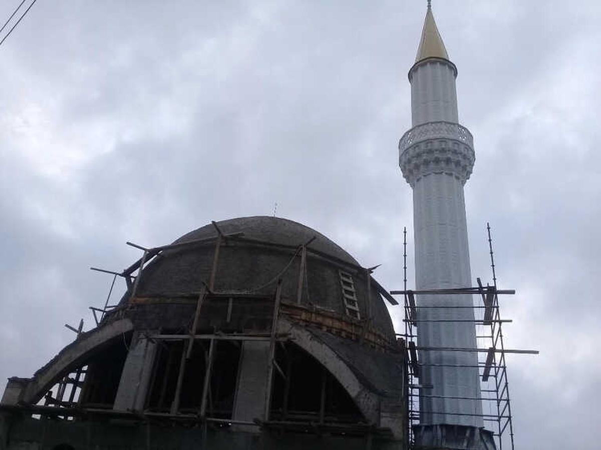 Otoban Üstü Camii\'nin Minaresi Tamamlandı