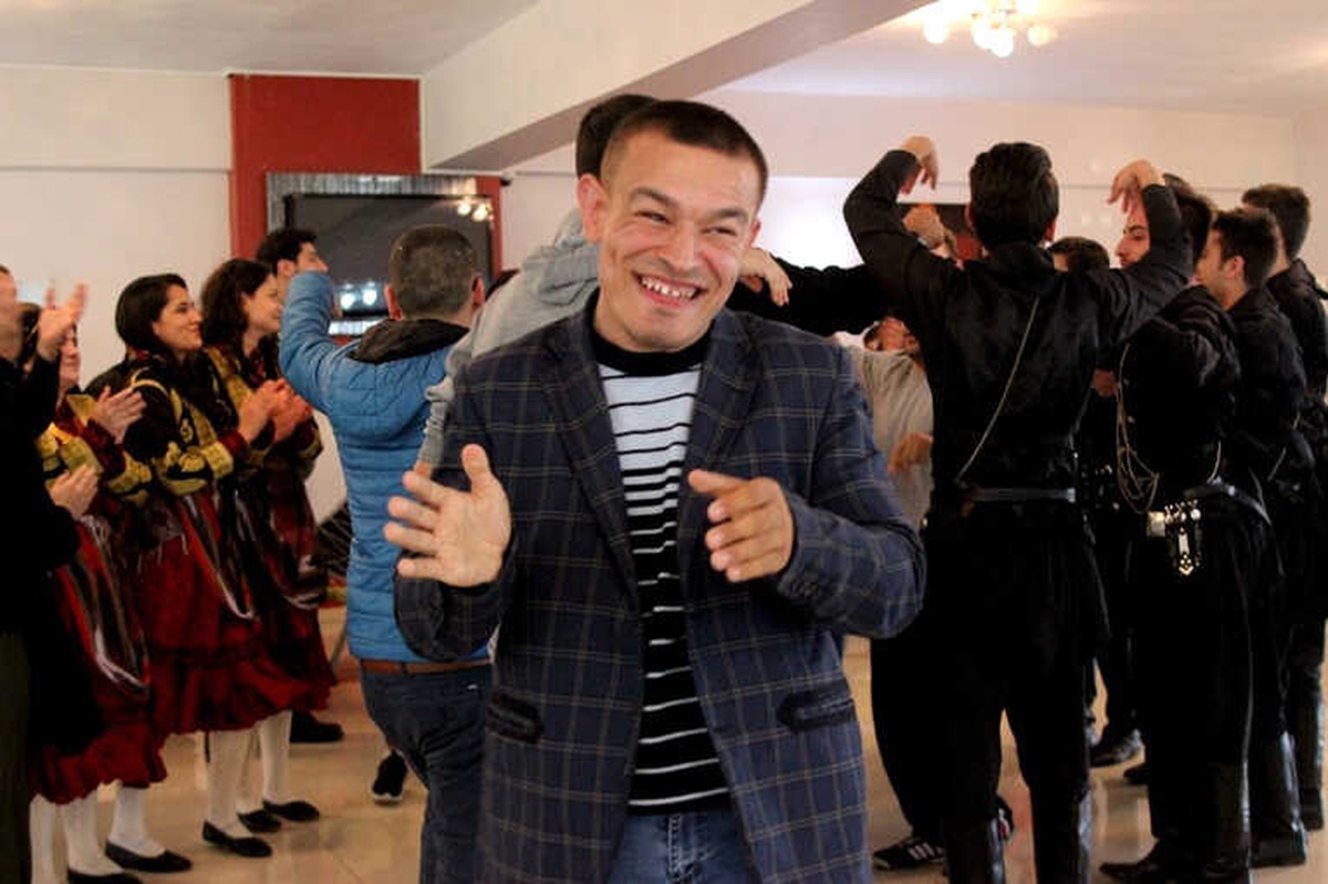 Özel Gençler Davul, Zurna ve Kemençe Eşliğinde Doyasıya Eğlendiler