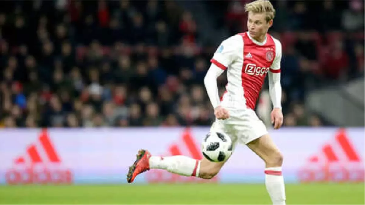 PSG, Ajax Formasıyla Hollanda\'yı Kasıp Kavuran Frankie de Jong\'u Kadrosuna Katıyor!