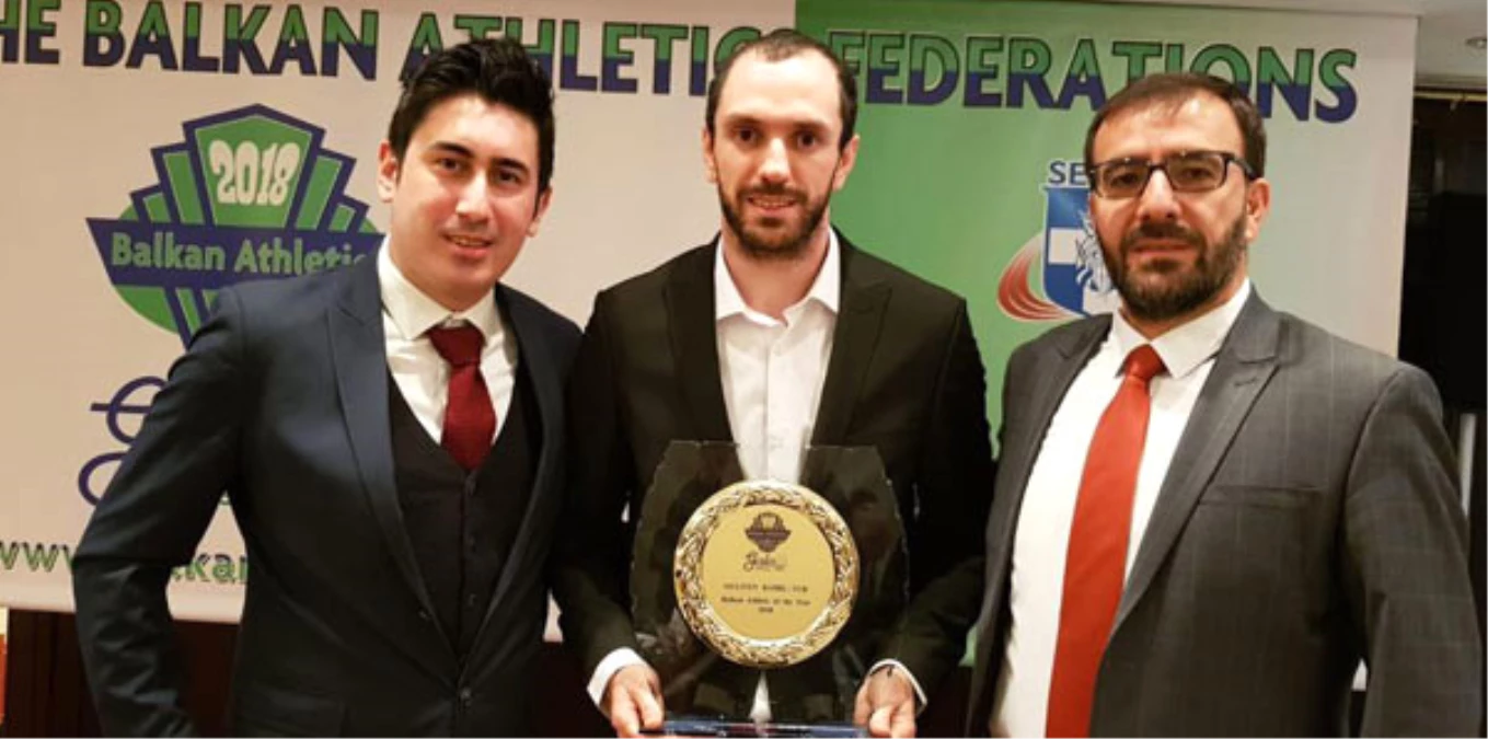 Ramil Guliyev\'e "Yılın Atleti" Ödülü