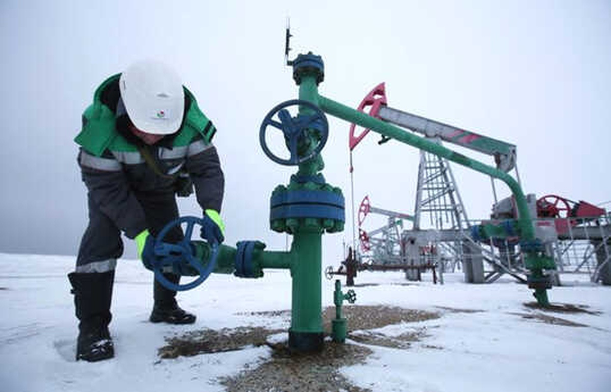 Rusya petrol üretimini 150 bin varilden fazla azaltmak istemiyor