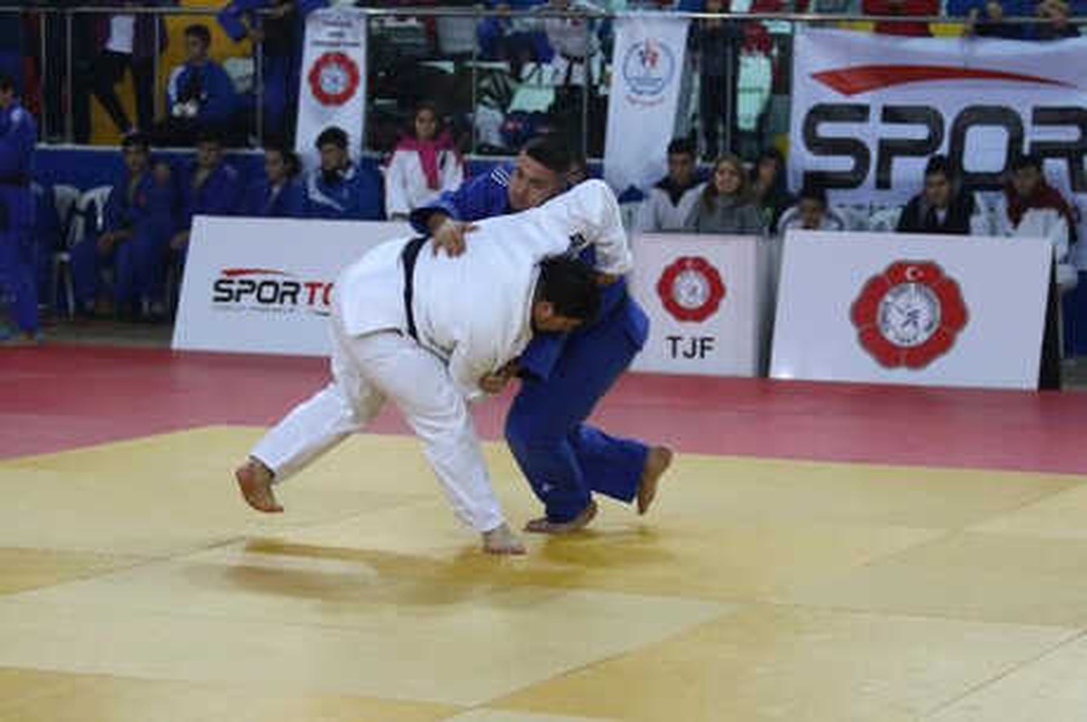 Ümitler Judo 1\'inci Lig 2\'nci Etap Müsabakaları Başladı