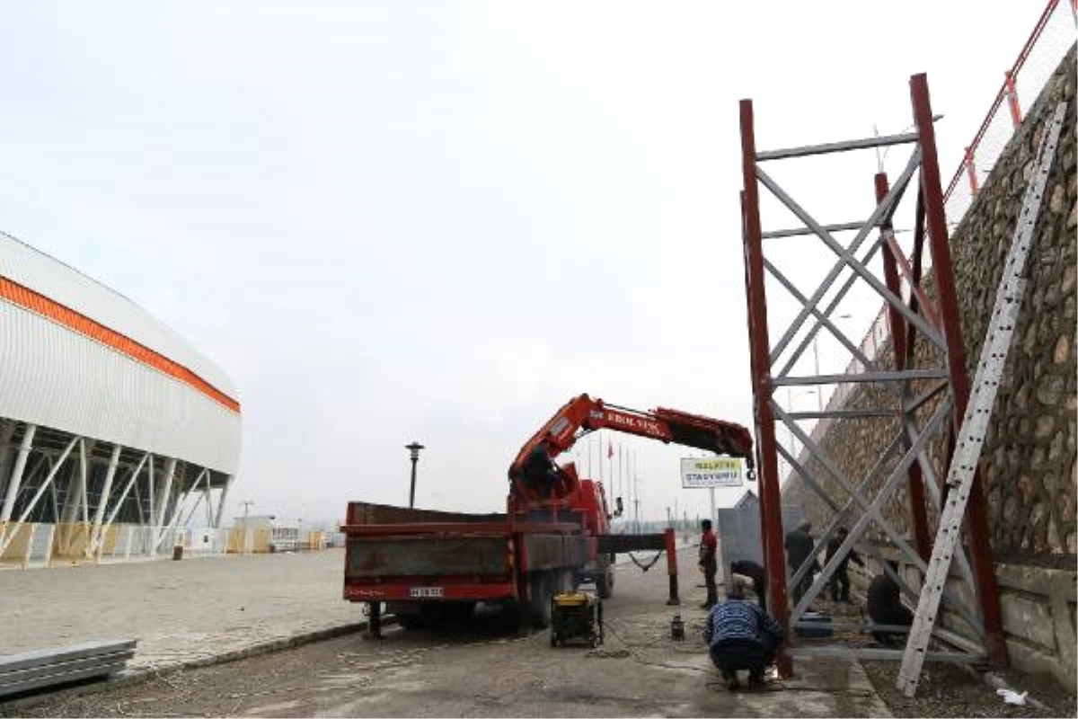 Yeni Malatya Stadyumu Çevresine Ek Merdiven