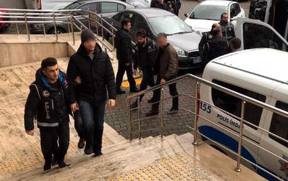 Zonguldak\'ta, 8 Fetö Şüphelisi Adliyede