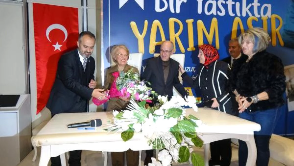 Bir Yastıkta Yarım Asır\' Projesinde, 52 Yıllık Evli Çift Nikah Tazeledi