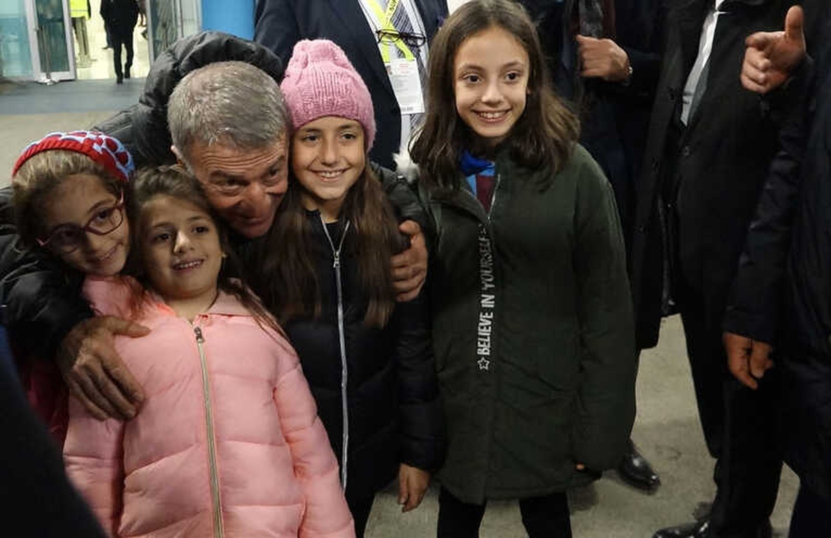 Burada Büyük Bir Özveri ve Takım Ruhu Var"