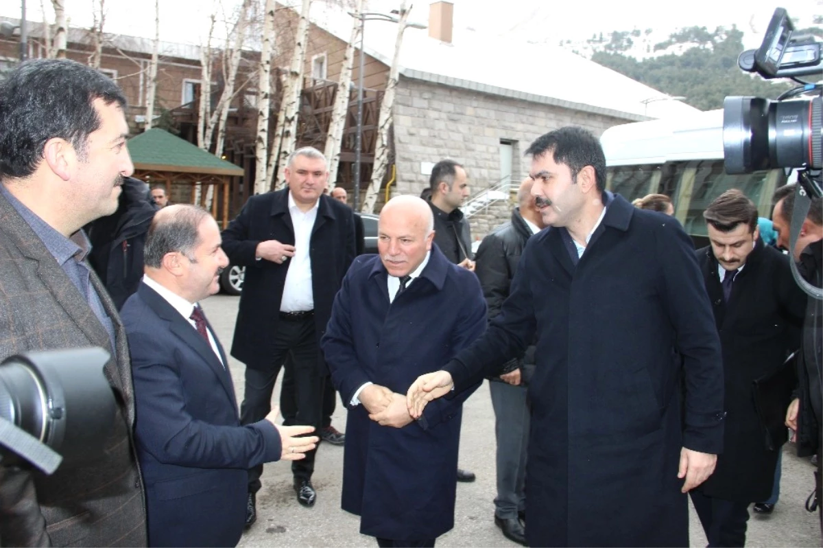 Çevre ve Şehircilik Bakanı Kurum Erzurum\'da