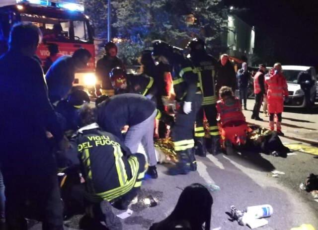 İtalya'da Gece Kulübünde Biber Gazı Şişesi Alev Alınca İzdiham Çıktı: 6 Ölü, 100'den Fazla Yaralı