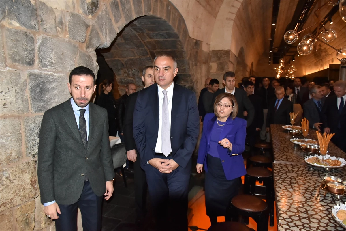 Kültür ve Turizm Bakanı Ersoy Gaziantep\'te Müzeleri Gezdi