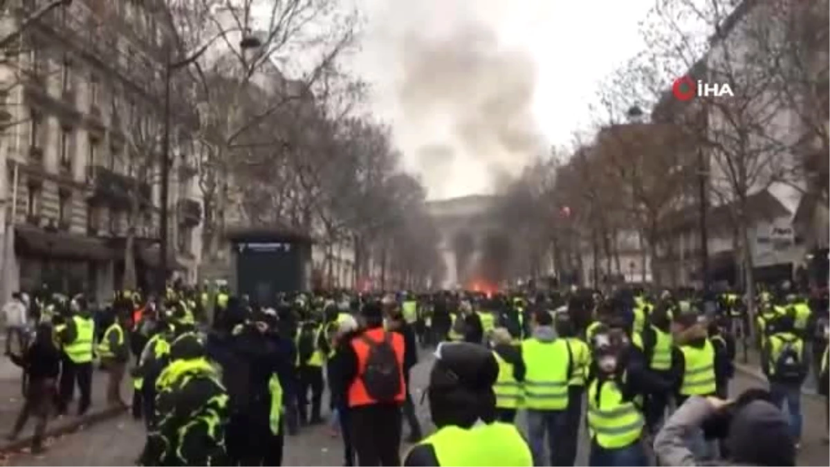 Paris\'te "Sarı Yelekliler" Alarmı- Fransa Başbakanı Philippe: "Paris\'te 481 Sorgulama...